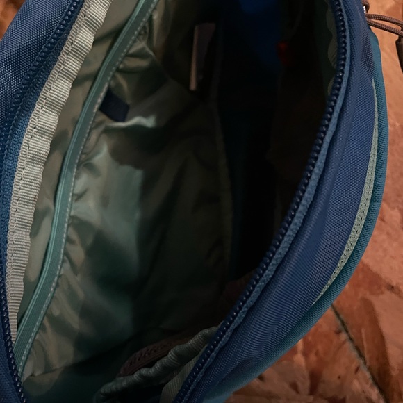 Osprey Blue Sling Bag for Men - Picture 2 of 2